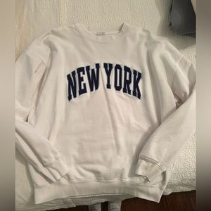 Brandy Melville John Galt New York Erica Sweatshirt
